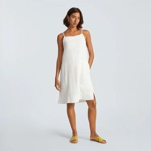 Everlane linen apron dress in white size small